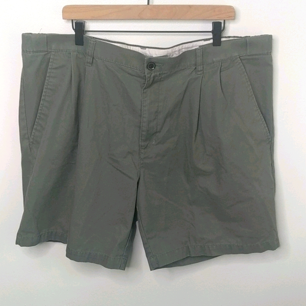 Croft and Barrow 42 Grey/Green Shorts - Picture 5 of 9